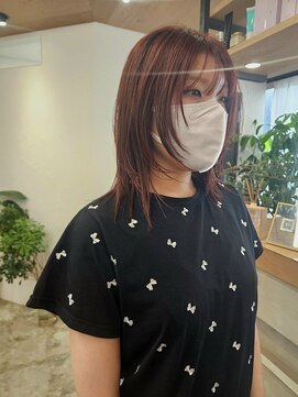 イット(it.) it. YUI レイヤーカット レッドブラウン