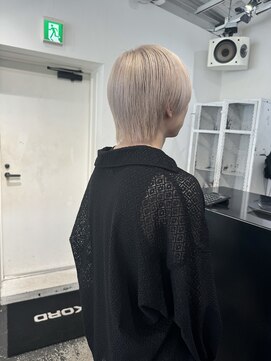 ココ 原宿(KOKO) 10代/20代/サーフカール/ニュアンスカラー//フェザーパーマ