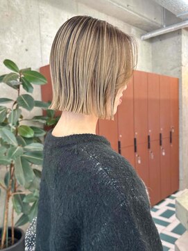 ノエ(noe) 切りっぱなしボブa-23/ミルクティグレージュ/20代30代