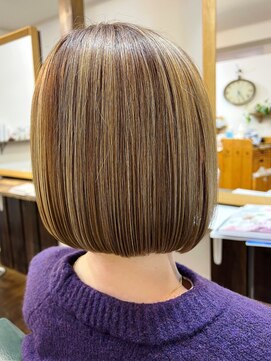 ル コワン ククー(Le coin coucou) すっきり短めボブ