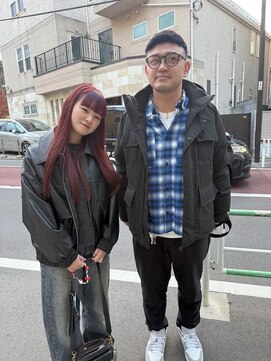 エウペ 渋谷(WEUPE) 斜めバング/グレージュカラー/デザインカラー/シルキーベージュ