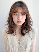 ウェーブミディアム艶感セミディくびれヘアくせ毛風カール