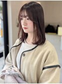 ピンクベージュ 小顔バング 内巻きミディアム【鹿児島中央】