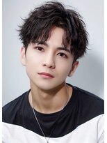 サンティエ 中央駅店(scintiller)&nbsp;七三アップバングセンターパート波巻きスパイラルパーマツイスパ