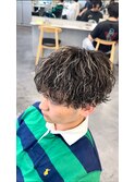 渋谷波巻きスパイラルパーマメンズハイライトマッシュ