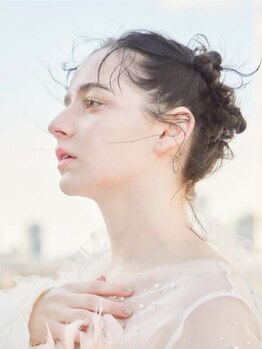 シンクショップ 神戸三宮(THINK SHOP)の写真/【ロング料金なし♪】スタイリッシュな半個室空間に感動☆髪質改善しながらのデザインカラーで艶と透明感UP