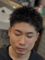 クラシコ(CLASSICO)&nbsp;束感スパイキーショートフェード