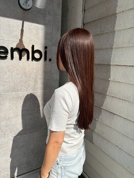 エンビ(embi.)の写真/厳選した髪質改善トリートメントやアルカリ酸熱トリートメントホームケアトリートメントも多数ご用意◎