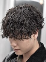 オーバル ジングウマエ(OVARL jingumae)&nbsp;縦落ちパーマシャドウパーマサーフカールフェザーパーマ