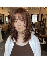 ロゴライフアットガーデン(logo life at garden)&nbsp;顔まわりレイヤー × 内巻きミディ