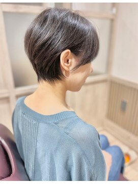 アクティフ(actif) 名古屋の美容室actif ミセス  抜け感 丸みショート イメチェン