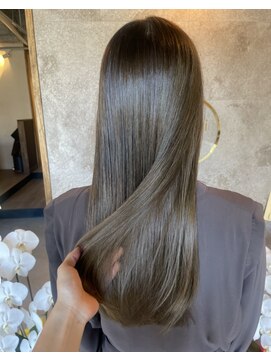 アノイ ポム(annoii_pom) カーキアッシュ