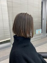 イキ 表参道(iki omotesando)&nbsp;モード/無造作ウェーブ/大人ガーリー[表参道駅]