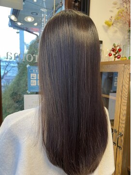 ヘア ミーツ ドレス プレローマ(HAIR meets dress pleroma) ☆美髪ストレートエステ☆