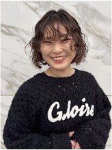 【VIXIA副店長　吉留愛加】　ダメージを抑えたブリーチ、関西随一の裾カラーデザインはお任せ下さい！