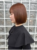ミニウルフチェリーブラウンブリーチなしショートボブ前髪
