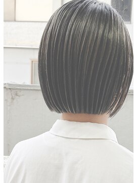 アンフィ ヘアー(Amphi hair) ショートボブ