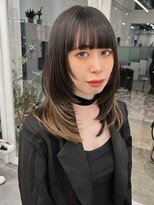 ニトバイアンキシム(nit by ahnkism)&nbsp;レイヤーカット顔まわりストレートロングレイヤー堀江