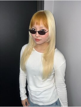 ギミックパシャ(GIMMICK pasha) ブロンド×前髪デザインカラー