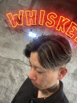 ウィスカーズ(Whiskers)&nbsp;フェード×センターパート