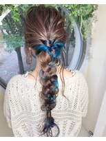 アンダーバーホワイト 阪神西宮店(_WHITE)&nbsp;インナーカラー　ヘアアレンジ　デザインカラー