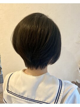 イソラヘアアトリエ(Isola hair atelier) 【Isola】大人×前下がりショート