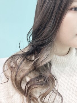 ドライブアンドビジョン 池袋(Drive&Vision) グラデーションカラー×ホワイトベージュ[池袋美容室]