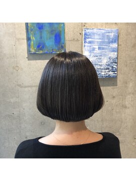リュネッツ(lunettes) 【大人気デザイン！】ボブ×インナーカラー