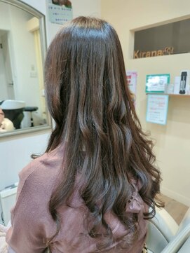 キラーナ(Kirana) うるツヤロング