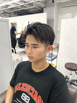 キートス(Kiitos) アップバングワンカールパーマ