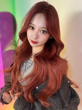 ユーフォリア 渋谷グランデ(Euphoria SHIBUYA GRANDE) センターパート　暖色カラー　ブリーチなしダブルカラー　美髪