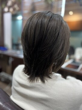 ルアン(Luan) ウルフカット