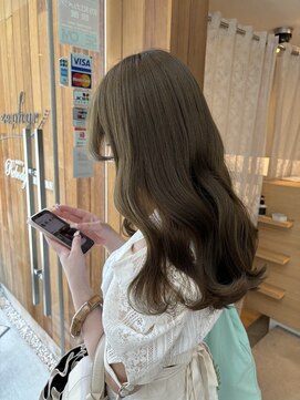 ゼファー(zephyr) 透明感たっぷり、透けるオリーブベージュ♪