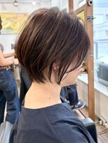 ハーツ(Heart's)&nbsp;40代50代60代/脱白髪染め白髪ぼかしハイライト/軽めショート