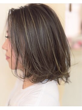 アンベリール 大名(Embellir) ブリーチ縮毛矯正