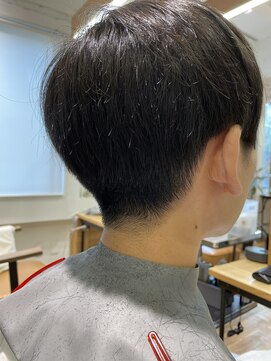 ネイビー(NAVY) サラサラマッシュはバックシルエットが命