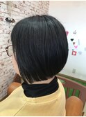 大人前下がりボブ