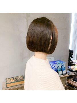ハッチ(HACCH) 前髪あり大人ショートボブ20代30代40代　HACCH