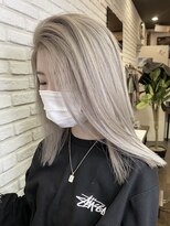 ウル 岡山駅店(ULu.)&nbsp;ホワイトブロンドミルクティーベージュカラーブリーチ岡山20代