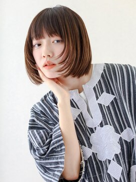 ヘアサロン ガリカ 表参道(hair salon Gallica) やわらかい丸みと抜け感で魅せる、上品なワンカールボブ