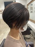 くびれショートボブ