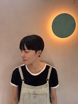 コロレ(COLORE) ベリーショートマッシュ × ツーブロック刈り上げショート