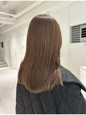 シアベージュ