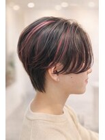 シンミ(SHinmi)&nbsp;さりげなく映えるピンクハイライト