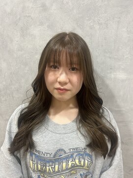 ステラ(stella) 艶感ミルクティーグレージュ