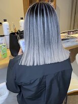 ブレイズヘアー(BLAZEhair)&nbsp;【王道デザイン】ホワイトバレイヤージュ×ブリーチ２回