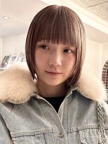 ザ スリック(THE SLICK) ピンクブラウンのぱっつんボブ