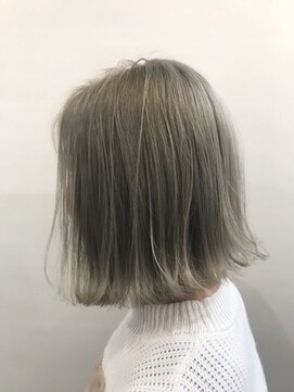 ティンク センター南 (Tink) カット+Ｒブリーチ+Ｒカラー+トリートメント