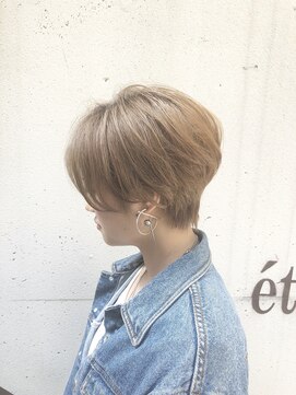 グルフーナ(Gullhona) shorthair