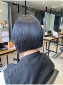 切りっぱなし ばっつん黒髪小顔ボブスタイル♪